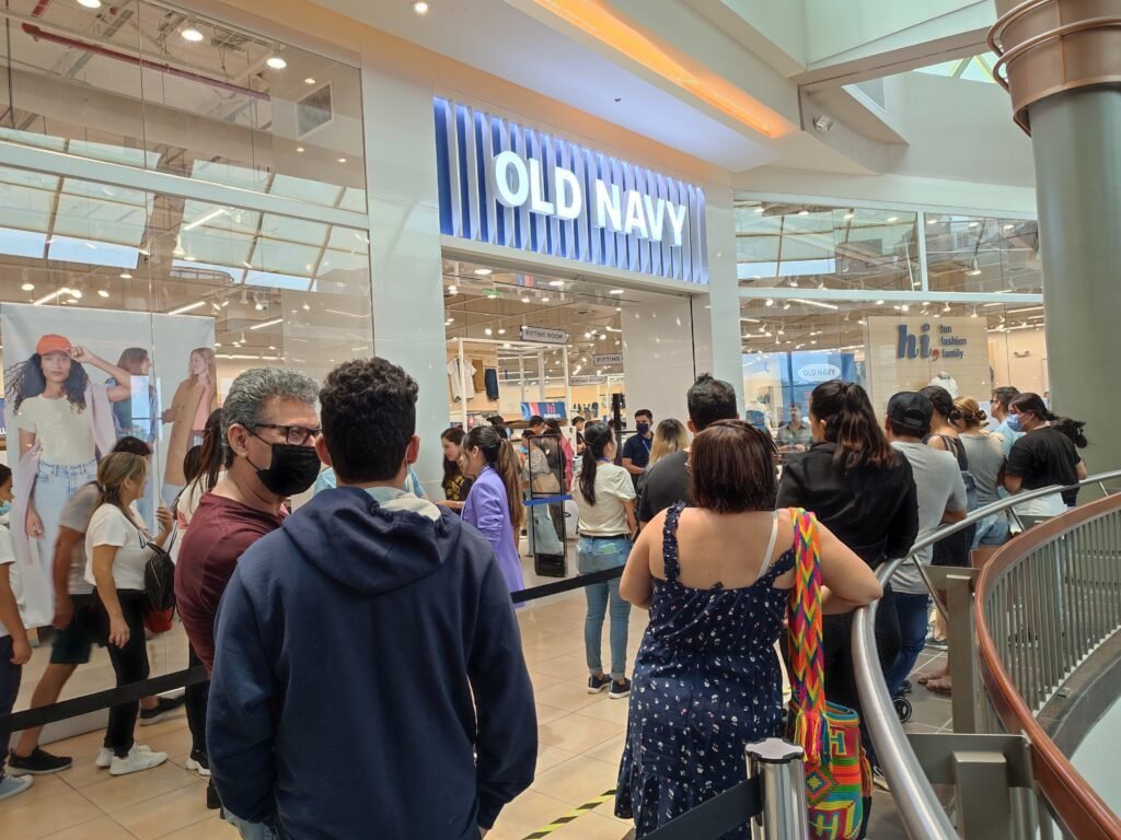 Qué tiendas y promociones ofrece Old Navy en Paseo La Fe 3 Qué tiendas y promociones ofrece Old Navy en Paseo La Fe