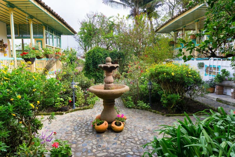 Qué relación hay entre Alsuper, fuentes, mares y Nueva España