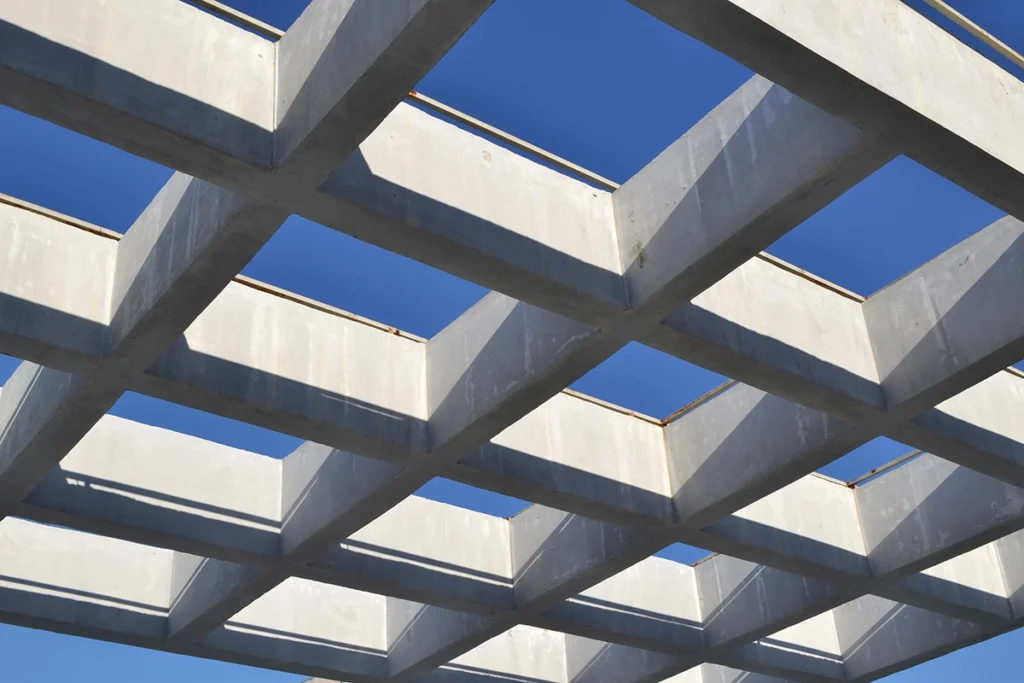 Qué tipo de viga estructural se recomienda para bovedilla