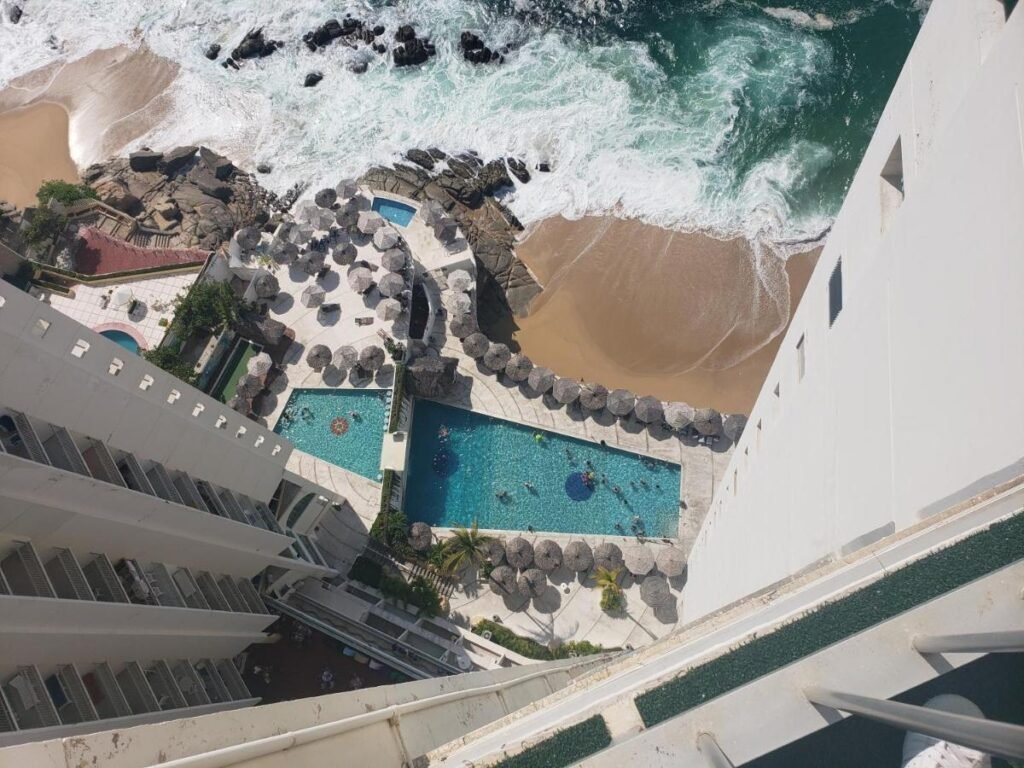 Qué número de teléfono tienen las Torres Gemelas en Acapulco 8 Qué número de teléfono tienen las Torres Gemelas en Acapulco