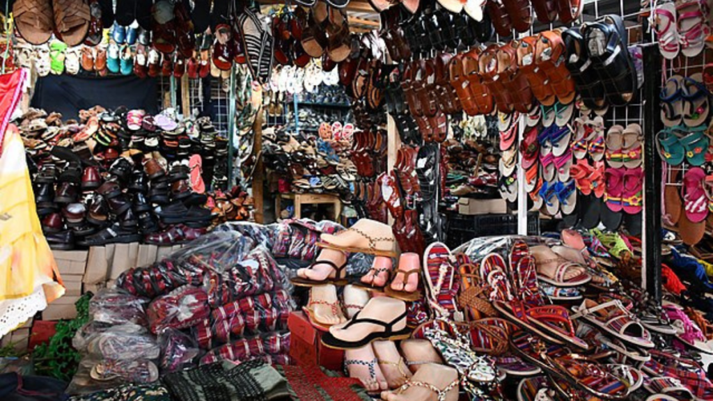 Qué precios tienen los zapatos en el Centro Histórico de la Ciudad de México